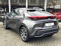 Toyota C-HR / C-HR+ 1.8 Hybrid First edition | Elektrische achterklep, Dodehoekherkenning, Stoel + Stuurverwarming, Groot scherm, Parkeersensoren