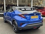 Toyota C-HR / C-HR+ 1.8 Hybrid Bi-Tone Plus | JBL, Led Pakket, Half leer/Alcantara, Dodehoekherkenning, parkeersensoren, Stuurverwarming
