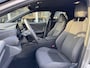 Toyota C-HR / C-HR+ 1.8 Hybrid First edition | Elektrische achterklep, Dodehoekherkenning, Stoel + Stuurverwarming, Groot scherm, Parkeersensoren