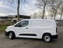 Opel Combo-e Electric L2 50 kWh 136pk | ACTIE | 8 jaar garantie | Houten afwerking laadruimte | NAVI | Multimedia | Draadloze Apple Carplay en Android Auto | Achteruitrijcamera | Parkeersensoren voor- en achter | Dode hoek detectie | Digital cockpit | Stuurwielbediening | Bestuurdersstoel comfort met armsteun | ECO LED koplampen | Warmtepomp | Stoelverwarming | Reservewiel | van €32.796 voor €27.750 ex. BTW rijklaar