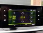 Peugeot 2008 Allure Pack 130pk Automaat | 3D dashboard | ACC | Parkeercamera | Stoelverwarming