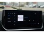 Peugeot e-2008 Allure Advantage | Advanced Active Safety Brake met camera en radar | Climate Control | Dashboard in zacht materiaal met carboneffect en hoogglans zwarte sierstrip