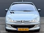 Peugeot 206 CC 1.6-16V Quiksilver - APK T/M 30-03-2027 - CLIMATE CONTROLE - BLUETOOTH - LM VELGEN - EL. RAMEN + SPIEGELS + DAK - NAP - NL AUTO -