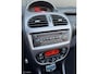 Peugeot 206 CC 1.6-16V Quiksilver - APK T/M 30-03-2027 - CLIMATE CONTROLE - BLUETOOTH - LM VELGEN - EL. RAMEN + SPIEGELS + DAK - NAP - NL AUTO -