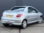 Peugeot 206 CC 1.6-16V Quiksilver - APK T/M 30-03-2027 - CLIMATE CONTROLE - BLUETOOTH - LM VELGEN - EL. RAMEN + SPIEGELS + DAK - NAP - NL AUTO -
