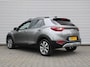 Kia Stonic 1.0 T-GDi MHEV DynamicPlusLine | Stuur-/stoelverwarming | Camera | Clima | Cruise | 16" LM | Navi | LED | Keyless |