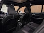 Volvo XC40 T5 Recharge R-Design | Schuifdak | 360° Camera | Harman Kardon | Glacier Silver! | Adaptieve Cruise Control | Bestuurdersstoel elektrisch geheugen | Pilot Assist | BLIS Dode Hoek Detectie | Passagiersstoel elektrisch | Leder/Alcantara R-Design bekleding met wit stiksel en bies | Zitting verlenging voorstoelen | Parkeersensoren voor+achter | Keyless Drive | Elektrisch bedienbare achterklep | Automatisch dimmende binnen en buitenspiegels | 2-Zone Climate Control | Breedstralers in voorbumper | DAB Radio | Apple Carplay/Android Auto | Draadloos telefoon opladen | Volvo On Call met mobiele App functie | Glacier Silver Metallic |