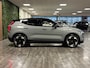 Volvo EX30 Single Motor Extended Range Plus 69 kWh | Stoel en Stuurwielverwarming | Adaptieve Cruise Control | Harman Kardon | Parkeercamera | Pilot Assist | BLIS Dode Hoek Detectie | 19 Inch | Keyless Drive | Parkeersensoren voor+achter | Google Infotainment | Elektrisch bedienbare achterklep | Extra getint glas achter | Electronic Climate Control 2-Zone | Indigo - Textiel / Nordico bekleding | Warmtepomp | Volvo On Call met mobiele App functie | Vapour Grey Metallic |