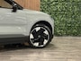 Volvo EX30 Single Motor Extended Range Plus 69 kWh | Stoel en Stuurwielverwarming | Adaptieve Cruise Control | Harman Kardon | Parkeercamera | Pilot Assist | BLIS Dode Hoek Detectie | 19 Inch | Keyless Drive | Parkeersensoren voor+achter | Google Infotainment | Elektrisch bedienbare achterklep | Extra getint glas achter | Electronic Climate Control 2-Zone | Indigo - Textiel / Nordico bekleding | Warmtepomp | Volvo On Call met mobiele App functie | Vapour Grey Metallic |