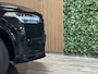 Volvo XC90 T8 AWD Recharge Ultimate Dark Long Range | Stoelventilatie | 360° Camera | Head-Up Display | Harman Kardon | Stoelmassage | 455pk | Schuifdak | Google Infotainment | Adaptieve Cruise Control | Stoelverwarming voor+achter | Stuurwielverwarming | Standkachel met Volvo On Call App | Full LED meesutende koplampen | Pilot Assist | BLIS Dode Hoek Detectie | Elektrische voorstoelen geheugen | Nappa lederen bekleding | Zitting verlenging voorstoelen | Lederen dashboard | Alcantara hemelbekleding | Lederen handgrepen en zonnekleppen | 20 inch | Keyless Drive | Parkeersensoren voor+achter | Privacy Glass | Elektrisch beidenbare achterklep | Geïntegreerd kinderzitje achterin | Geïntegreerde zongordijnen achterportieren | Verlichte instaplijsten | 7-Persoons | 4-Zone Climate Control | DAB Radio | Apple Carplay/Android Auto | Draadloos telefoon opladen | Volvo On Call met mobiele App functie | Onyx Black Metallic |