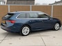 Skoda Octavia Combi 1.0 TSI Business Edition Plus Stuur&stoelverwarming | Elektrisch bedienbare achterklep | Adaptieve cruise control | Grootlicht assistent | DAB | Navigatiesysteem | CarPlay | LED verlichting