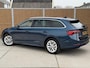 Skoda Octavia Combi 1.0 TSI Business Edition Plus Stuur&stoelverwarming | Elektrisch bedienbare achterklep | Adaptieve cruise control | Grootlicht assistent | DAB | Navigatiesysteem | CarPlay | LED verlichting