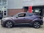 Toyota C-HR / C-HR+ 1.8 HYBRID DYNAMIC APPLE/ANDROID STOELVERWARMING AD-CRUISE KEYLESS CAMERA PARK-SENSOREN LM-VELGEN