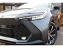 Toyota C-HR / C-HR+ 1.8 Hybrid 140 First Edition Bi-tone | Rijklaar | Stoel-/stuurverw. | Navi | El.achterklep | Apple/Android | Blind Spot | Keyless | LED