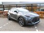 Toyota C-HR / C-HR+ 1.8 Hybrid 140 First Edition Bi-tone | Rijklaar | Stoel-/stuurverw. | Navi | El.achterklep | Apple/Android | Blind Spot | Keyless | LED