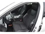 Volvo V60 2.0 T5 250pk Momentum Trekhaak 1800kg wegklapb | Drive modus | Carplay | 18'' LMV | Bordenherkenning | Bochtverlichting | Getint glas