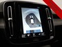 Volvo XC40 T4 Recharge Inscription 211pk PHEV Dealer O.H. | Trekhaak Af Fabriek | Adaptive Cruise | 360 Camera | Lederen Sportstoelen Memory & Verwarmd | Stuur Verwarmd | Apple Carplay | Keyless | Blis | Navigatie | DAB | Plug In Hybrid
