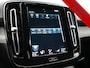 Volvo XC40 T4 Recharge Inscription 211pk PHEV Dealer O.H. | Trekhaak Af Fabriek | Adaptive Cruise | 360 Camera | Lederen Sportstoelen Memory & Verwarmd | Stuur Verwarmd | Apple Carplay | Keyless | Blis | Navigatie | DAB | Plug In Hybrid