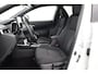 Toyota Corolla Cross Hybrid 140 Style | Apple Carplay / Android Auto | Dodehoek detectie | Stoel-/stuurverwarming | Parkeersensoren voor/achter | Adaptive Cruise | Clima | Camera | 18 inch