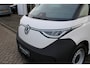 Volkswagen ID. Buzz Cargo ID.Buzz 286PK / 79kWh Economy Business Camera | Navy by App | Adaptive Cruise | Trekhaak | Achter deuren | All Season banden