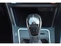 Volkswagen Taigo 1.0 TSI R-Line Business Automaat | 3X R-Line | IQ-Light | Trekhaak | BSM | Navi | Digitaal Dash | Stoelverwarming | 12 mnd BOVAG garantie | Whatsapp 06-53188999