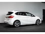 BMW 2-Serie Active Tourer 218i High Exec. Ed. | HUD | Trekhaak | Leder |