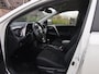Toyota RAV4 2.5 Hybrid AWD 4x4 Dynamic | 1650kg Trekgewicht geremd | Automaat | Trekhaak | Camera | NL-Auto |