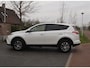 Toyota RAV4 2.5 Hybrid AWD 4x4 Dynamic | 1650kg Trekgewicht geremd | Automaat | Trekhaak | Camera | NL-Auto |