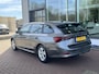 Skoda Octavia Combi 1.0 TSI 110pk Business Edition / App. Connect / Navigatie / Parkeersensoren V+A / Elec. Achterklep / 16'' LMV