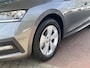 Skoda Octavia Combi 1.0 TSI 110pk Business Edition / App. Connect / Navigatie / Parkeersensoren V+A / Elec. Achterklep / 16'' LMV