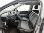 Citroën C4 Cactus Shine 110pk | Navigatie | Achteruitrijcamera | Climate Control | Cruise Control | Parkeersensoren v+a | Keyless | Armsteun | Bluetooth | DAB+ radio | Apple Carplay / Android Auto | Elektrisch inklapbare spiegels | Automatisch dimlicht | Regensensor | Donker getint glas | Trekhaak | 17" lichtmetalen velgen |