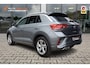 Volkswagen T-Roc 1.5 TSI R-Line | ACC | Camera | Trekhaak | Fabrieksgarantie