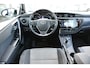 Toyota Auris 1.8 Hybrid Energy Plus Automaat 136pk | Navigatie | Climate- & Cruise control | PDC achter | Fietsendragerbeugel |
