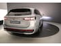 Volkswagen Passat Variant R-Line Edition 1.5 TSI eHybrid 272pk DSG Automaat Trekhaak, Harman Kardon audio, Panoramadak, Lederen bekleding, Black style, Adaptive cruise control