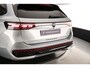 Volkswagen Passat Variant R-Line Edition 1.5 TSI eHybrid 272pk DSG Automaat Trekhaak, Harman Kardon audio, Panoramadak, Lederen bekleding, Black style, Adaptive cruise control