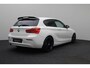 BMW 1-Serie 118i 2016 | Climate control | Navigatie | Bluetooth | Lichtmetaal | PDC | Regen + Lichtsensor | Limiter | 3- deurs | Sportpakket