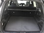 Mercedes-Benz GLB 180 Business Solution AMG / Memory-Stoelen / Panaroma-dak / 360Graden-Camera /