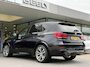 BMW X5 xDrive50i High Executive 7p. 450pk | M Pakket | Elek. Trekhaak | Panoramadak | Winterset | Head-Up | ACC | HK Audio |