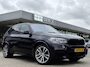 BMW X5 xDrive50i High Executive 7p. 450pk | M Pakket | Elek. Trekhaak | Panoramadak | Winterset | Head-Up | ACC | HK Audio |