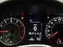 Renault Clio 1.0 TCe Zen | Airconditioning | Cruise control Standaard | Navigatie | LED koplampen | Park Distance Control achter |