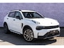 Lynk & Co 01 Plug-in Hybrid 1.5 Core | GRATIS TREKHAAK | Nieuw Model | Adaptieve Cruise Control | Keyless Entry | Stoelverwarming | Apple Carplay & Android Auto | 19 inch LM-Velgen | Achteruitrijcamera | Led |