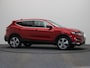 Nissan Qashqai 158pk DIG-T N-Connecta | Rondomzicht camera | Trekhaak | Stoelverwarming | Climate control | Led-verlichting |