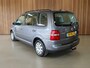 Volkswagen Touran 1.6-16V FSI Business | Trekhaak | Cruise