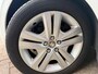 Peugeot 208 1.2 PureTech Signature / Navi / PDC / DAB / NAP