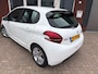 Peugeot 208 1.2 PureTech Signature / Navi / PDC / DAB / NAP