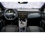 Lynk & Co 01 Plug-in Hybrid | 360 camera | Zwarte hemelbekleding | Rolhoes bagageruimte | Adaptive cruise control | Panoramadak | Stoelverwarming | LED koplampen | Navigatie | Apple Carplay / Android Auto |