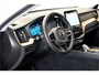 Volvo XC60 2.0 T8 AWD 335kW/456pk Aut8 Plug-in hybrid Ultra Dark PANORAMADAK + HARMAN/KARDON + EL.TREKHAAK + STOELMASSAGE&-KOELING + ADAPT.CRUISE + GOOGLE DASH + HEAD-UP + LANE ASSIST + STOEL-&STUURVERWARMING + 360 CAMERA + PARKSENSOREN V&A + 20" LM-VELGEN!!