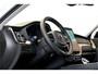 Volvo XC60 2.0 T8 AWD 335kW/456pk Aut8 Plug-in hybrid Ultra Dark PANORAMADAK + HARMAN/KARDON + EL.TREKHAAK + STOELMASSAGE&-KOELING + ADAPT.CRUISE + GOOGLE DASH + HEAD-UP + LANE ASSIST + STOEL-&STUURVERWARMING + 360 CAMERA + PARKSENSOREN V&A + 20" LM-VELGEN!!