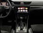 Skoda Superb Combi 1.4 TSI iV Sportline Business Half leder, Camera, Apple carplay, Memery stoelen, Stoelverwarming, Keyless start, Cruise control, Virtual desk