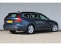 Volvo V60 2.0 B3 Momentum Business | Trekhaak | Navigatie | Cruise control adaptief | LED koplampen | Climate control | Keyless |